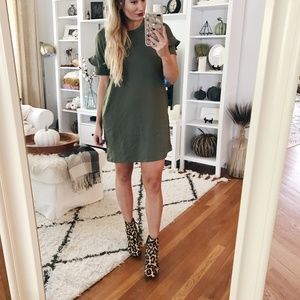 BLACK Lush Ruffle Sleeve T-Shirt Dress Medium